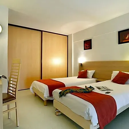 Vacanceole - Les Demeures Champenoises 公寓式酒店 3*