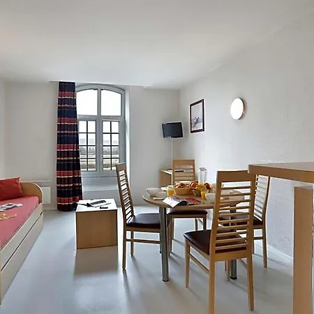 公寓式酒店 Vacanceole - Les Demeures Champenoises 3*