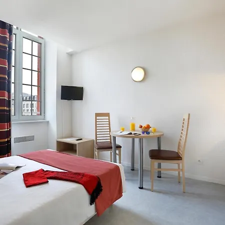 Appart hôtel Vacancéole - Les Demeures Champenoises 3*