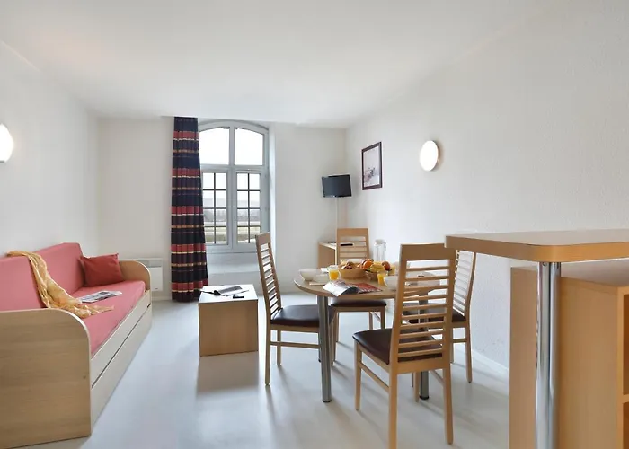 Aparthotel Vacancéole - Les Demeures Champenoises